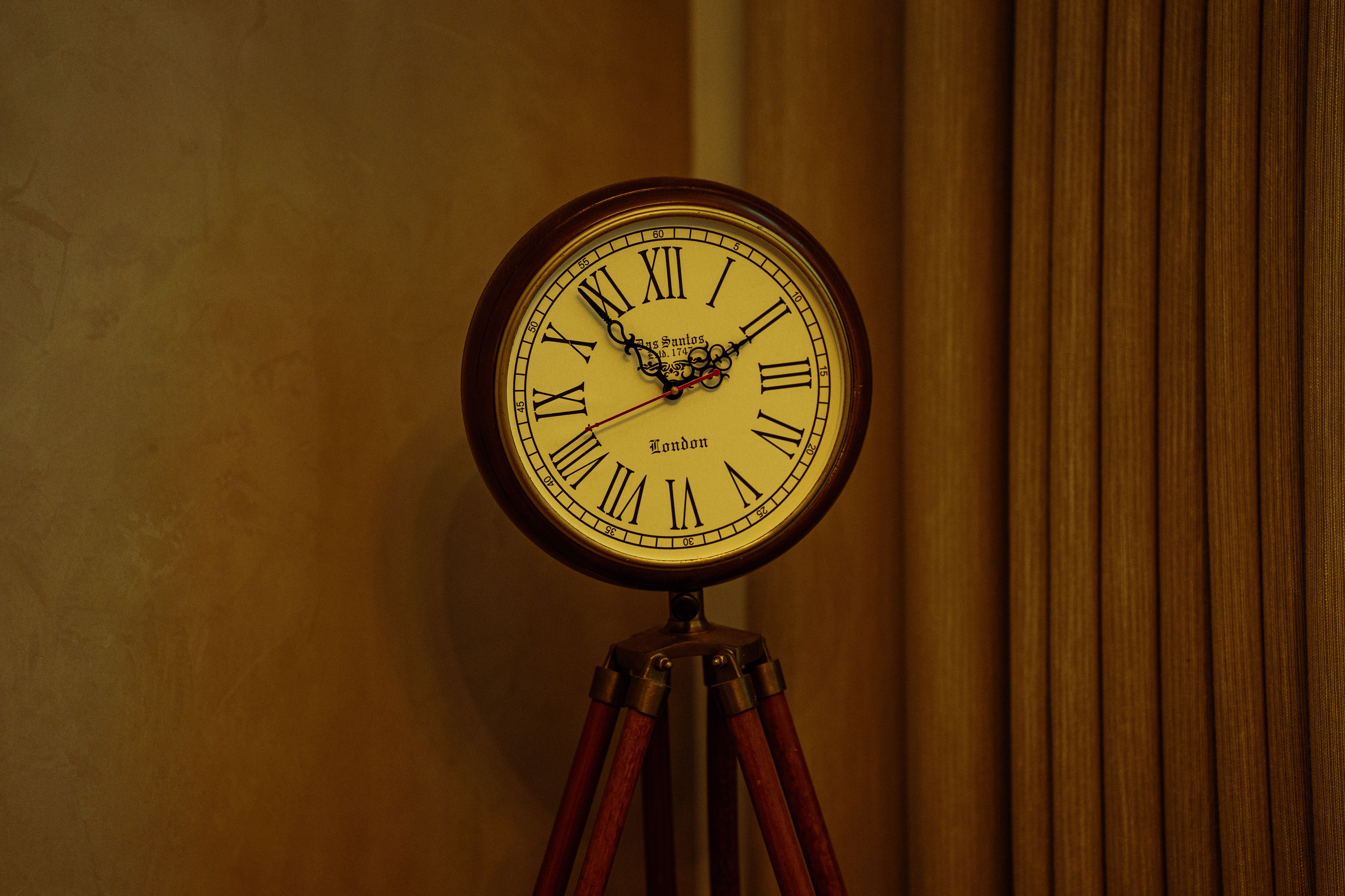 Jam Mekanik Vintage