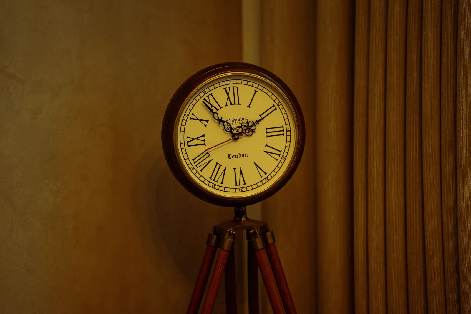 Jam Mekanik Vintage